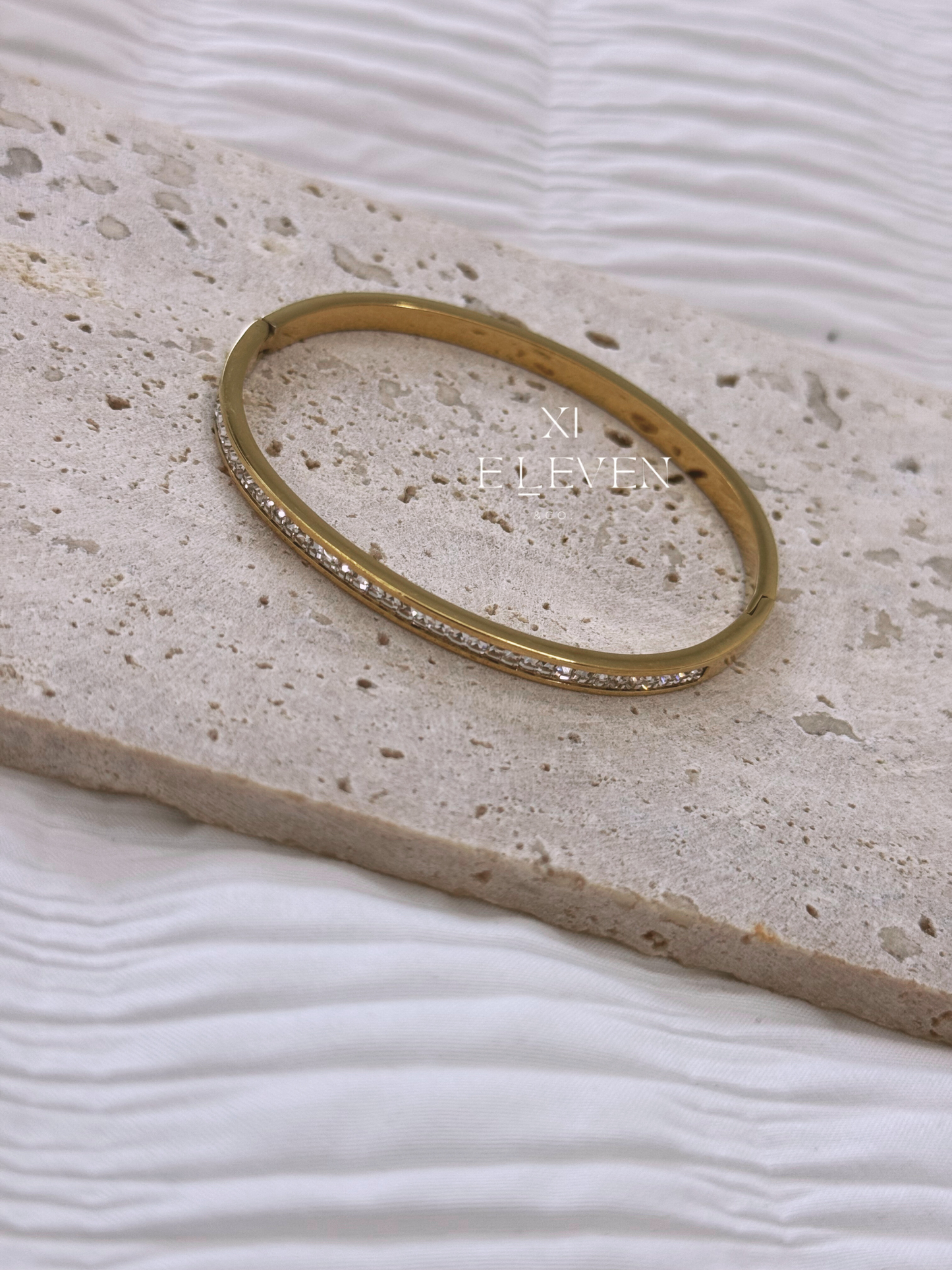 Stars bangle