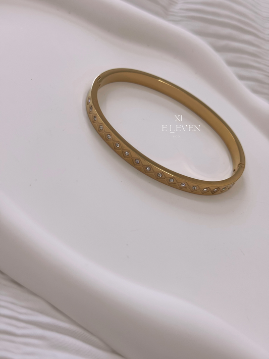 Stars bangle